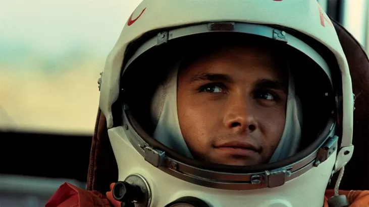 Gagarin First In Space izle